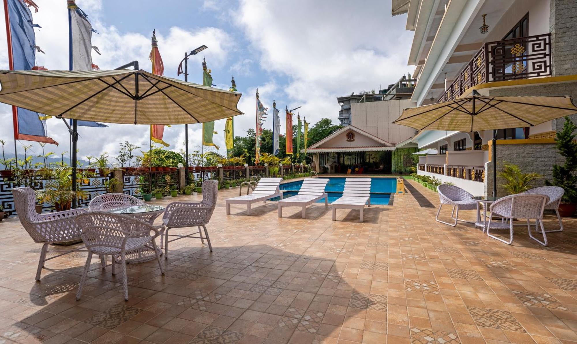 Tempo Heritage Resort & Spa Gangtok Bagian luar foto