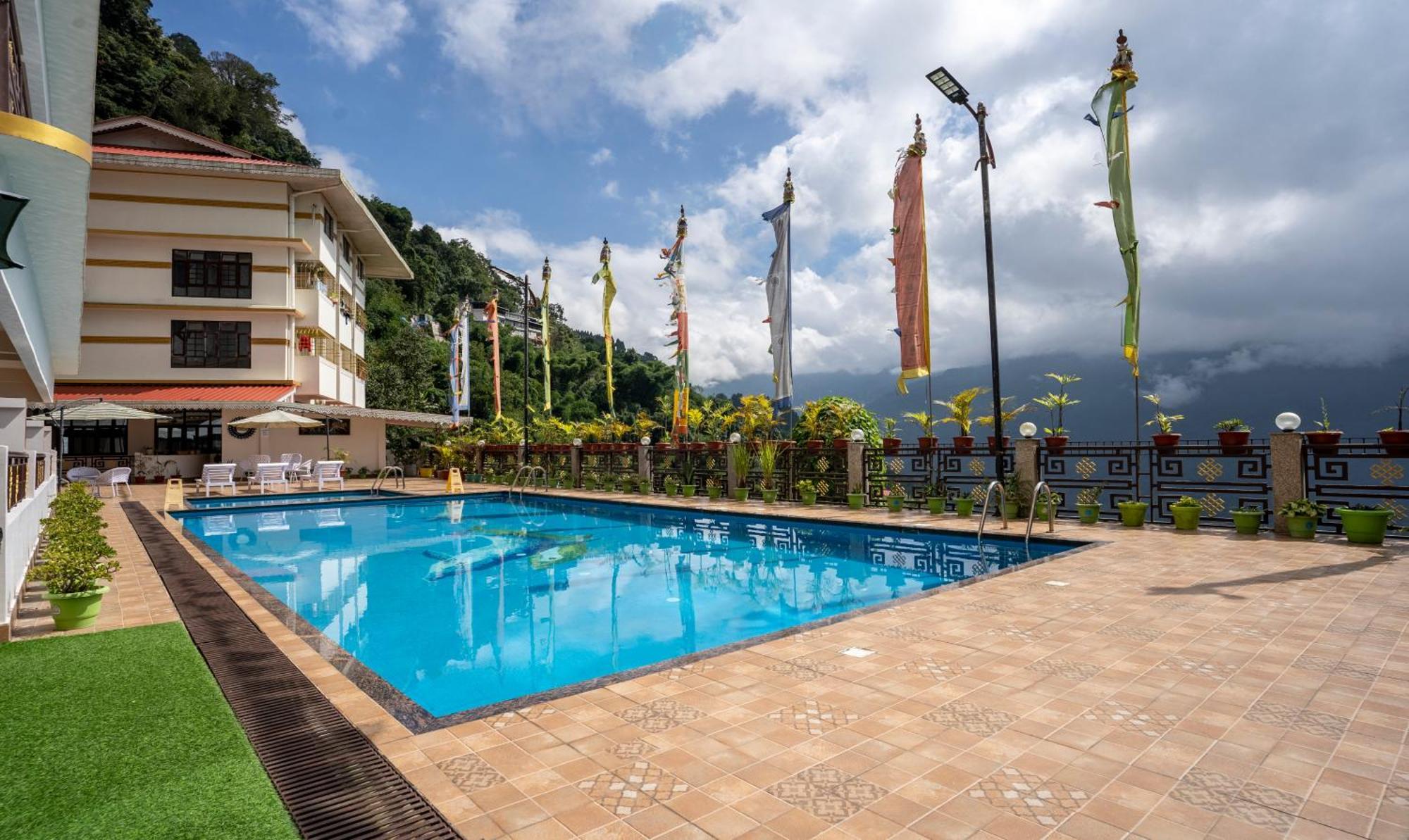Tempo Heritage Resort & Spa Gangtok Bagian luar foto